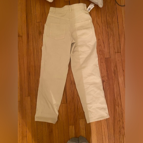 Aritzia new with tags size 2 pants - Picture 1 of 6